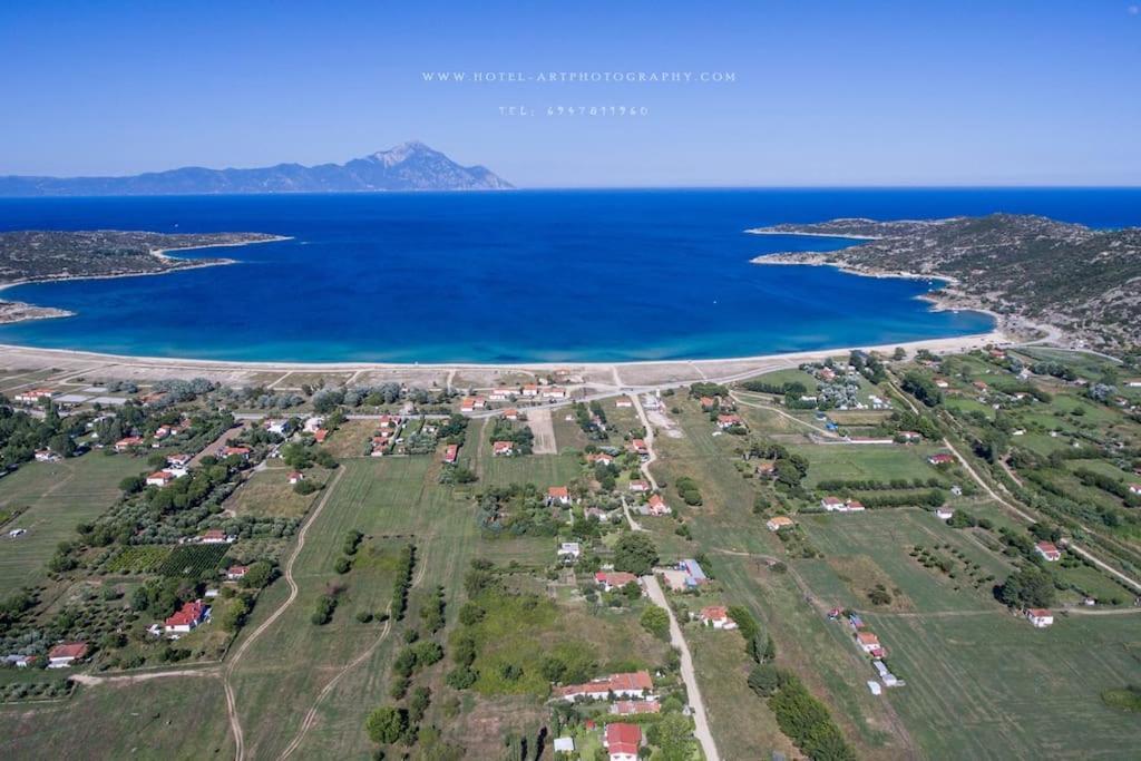 Traditionelles Appartement Athos Shadow Am Meer Paralia Sikias Eksteriør billede