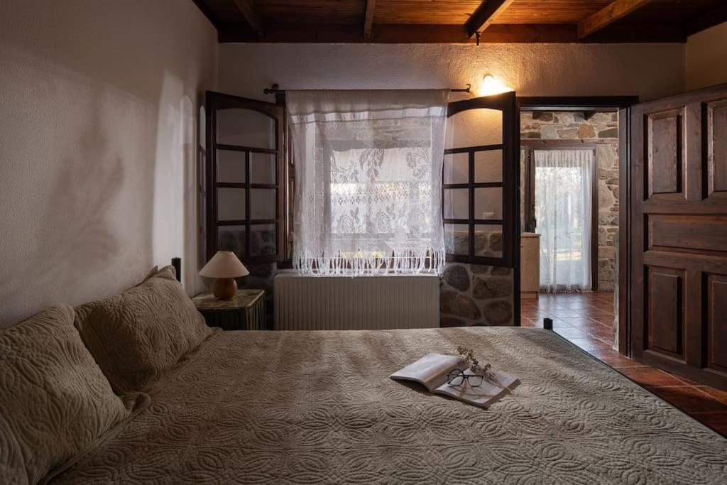 Traditionelles Appartement Athos Shadow Am Meer Paralia Sikias Eksteriør billede