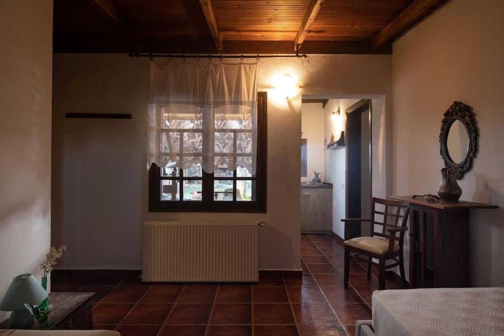 Traditionelles Appartement Athos Shadow Am Meer Paralia Sikias Eksteriør billede